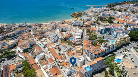 Natural landscape, Bird's eye view, Location