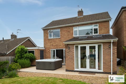 Property building, Garden, Garden view