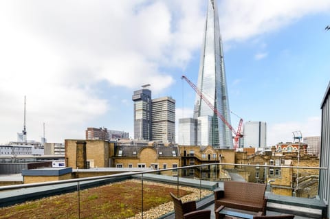Patio, Nearby landmark, Balcony/Terrace
