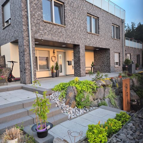 Property building, Balcony/Terrace