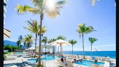 Day, Natural landscape, Beach, Mountain view, Pool view, Sea view, Swimming pool, Swimming pool, sunbed