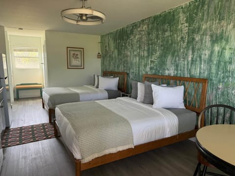 Bed, Photo of the whole room