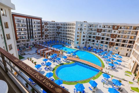 Property building, Billiard, Pool view, Swimming pool, Swimming pool, sunbed