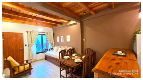 Dining area, Breakfast