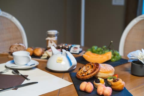 Breakfast, Continental breakfast, Buffet breakfast, Italian breakfast, Non alcoholic drinks