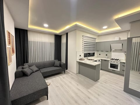 Kitchen or kitchenette, Seating area