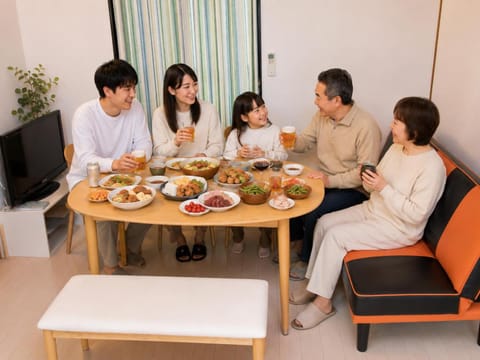 Living room, Dining area, Family