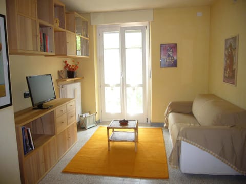 Other, Photo of the whole room