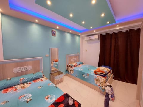 Bed, Photo of the whole room, Bedroom, air conditioner