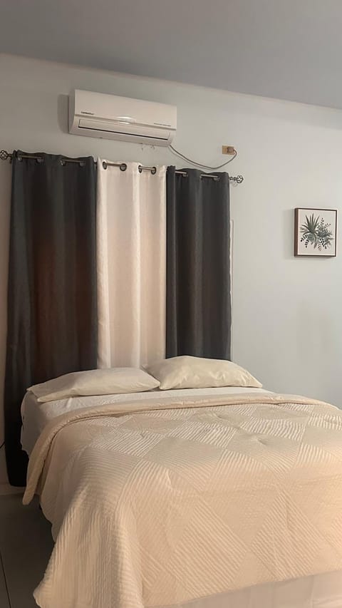 Bed, air conditioner