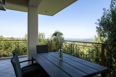 View (from property/room), Balcony/Terrace