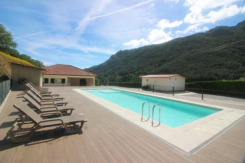 Property building, Swimming pool