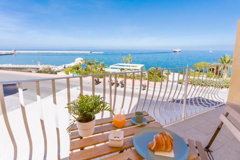 View (from property/room), View (from property/room), Balcony/Terrace, Balcony/Terrace, City view, City view, Garden view, Garden view, Landmark view, Landmark view, Sea view, Sea view, Street view, Street view, Breakfast, Breakfast, Italian breakfast, Quiet street view, Inner courtyard view