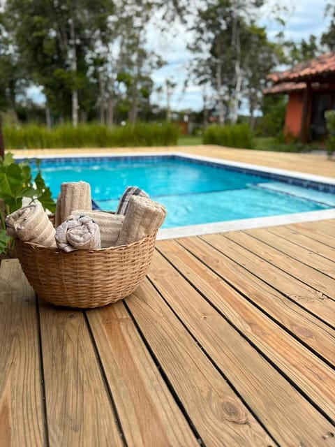 Garden, Pool view, Swimming pool, towels