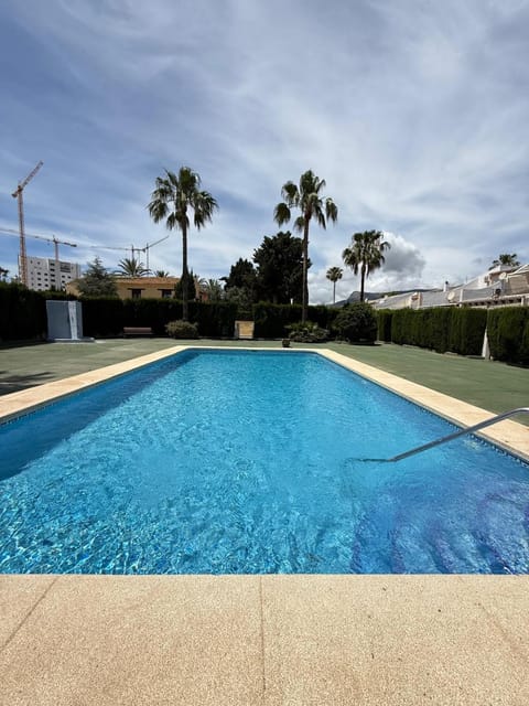 Garden, Swimming pool
