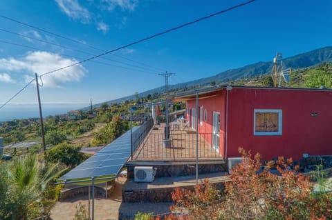 Property building, Day, Natural landscape, Mountain view
