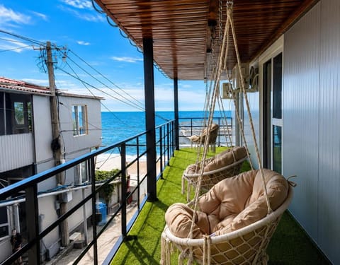 Patio, Day, View (from property/room), Balcony/Terrace, Seating area, Sea view