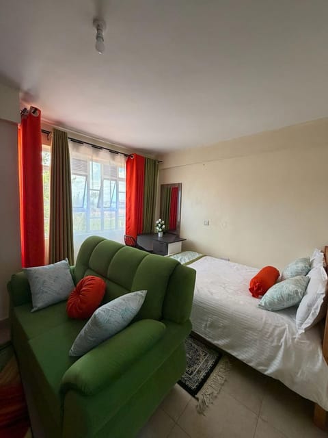 Seating area, Bedroom