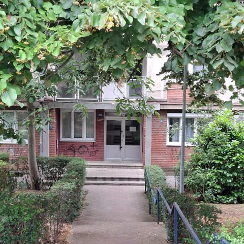 Property building, Facade/entrance