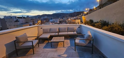 Off site, Balcony/Terrace
