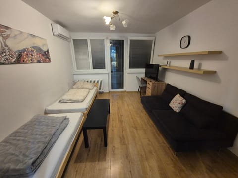 Photo of the whole room, Seating area, Bedroom