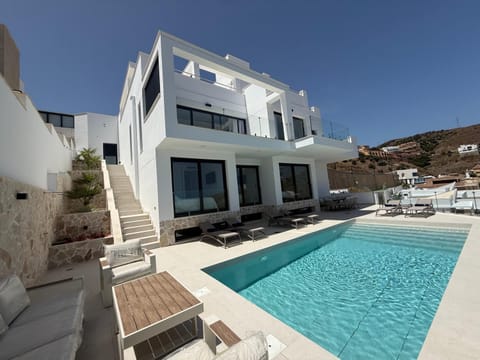 Garden, Swimming pool
