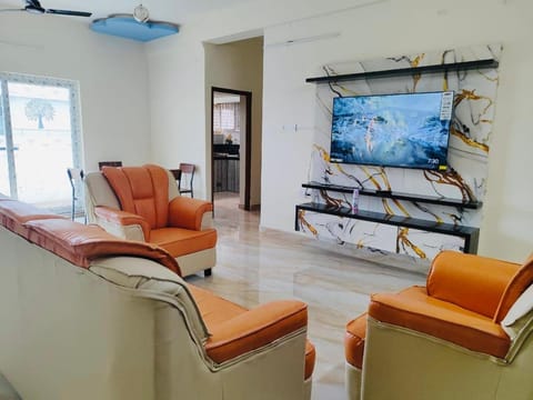 Communal lounge/ TV room