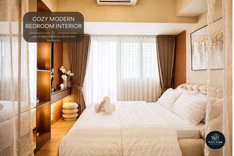 Bed, Photo of the whole room, Bedroom, towels, air conditioner