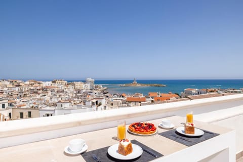 View (from property/room), Balcony/Terrace, City view, Landmark view, Sea view, Breakfast, Continental breakfast, Italian breakfast