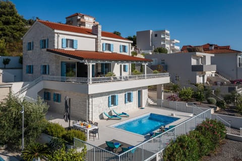 Property building, Pool view