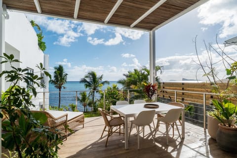 View (from property/room), Balcony/Terrace, Sea view