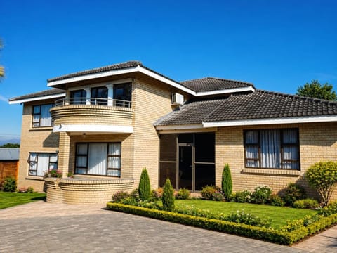 Property building, Garden view