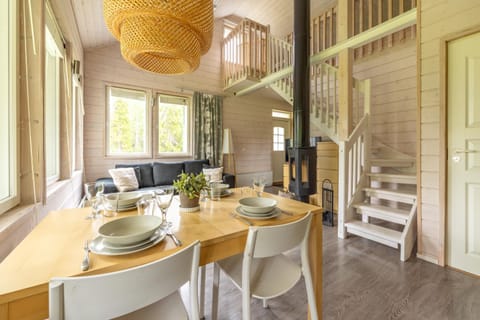 Living room, Dining area, fireplace
