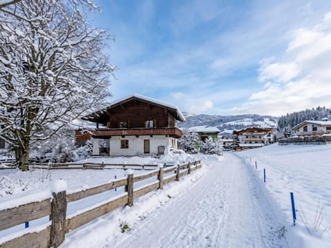 Property building, Winter