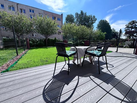 Garden, Balcony/Terrace