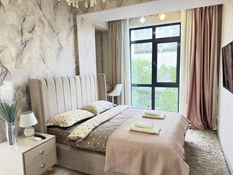 Bed, Bedroom, air conditioner