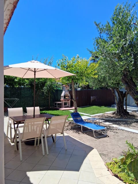 Patio, Garden, Garden view