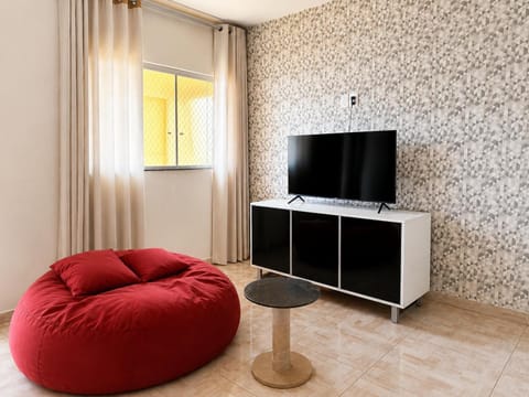 Communal lounge/ TV room, TV and multimedia, Living room