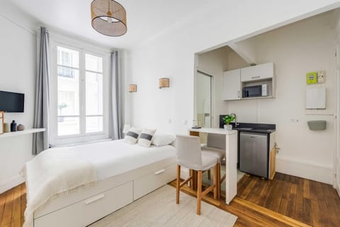 Kitchen or kitchenette, Photo of the whole room