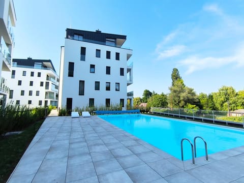 Property building, Swimming pool