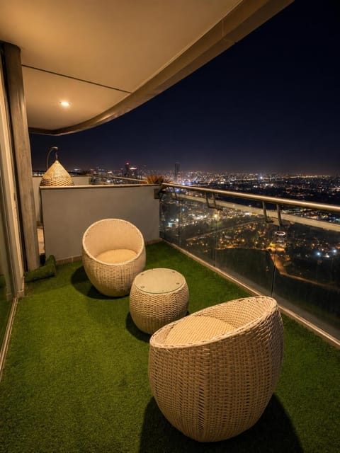 Night, Balcony/Terrace, Seating area, City view