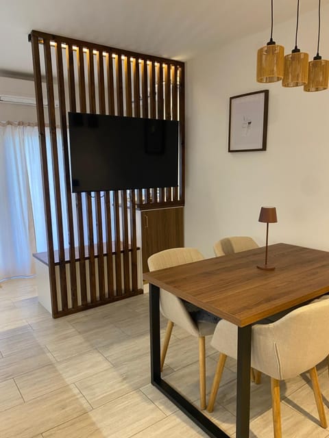 TV and multimedia, Dining area