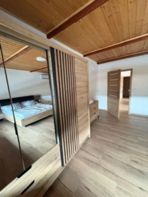 Bed, Bedroom, wardrobe