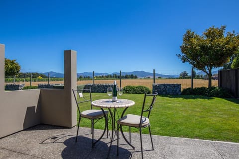 Patio, Day