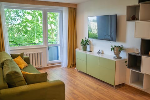 TV and multimedia, Balcony/Terrace, Living room