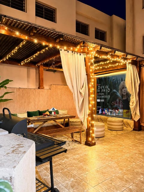 Patio, Communal lounge/ TV room, Night, TV and multimedia, View (from property/room), Balcony/Terrace, Living room, Seating area, Dining area