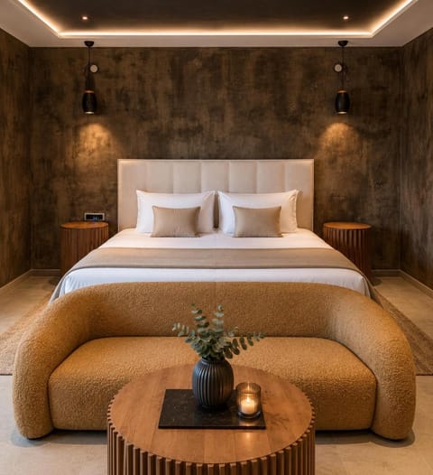 Bed, Seating area, Bedroom