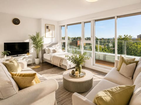 TV and multimedia, Balcony/Terrace, Living room