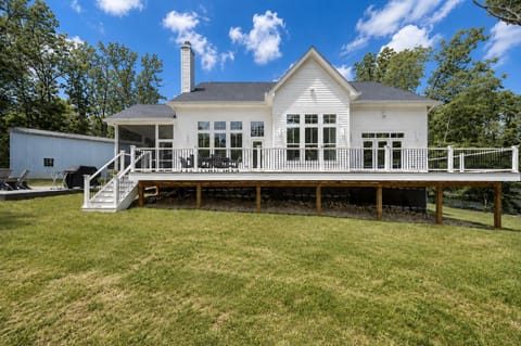 Property building, Day