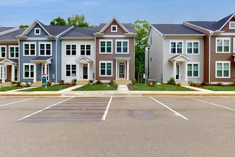 Property building, Day